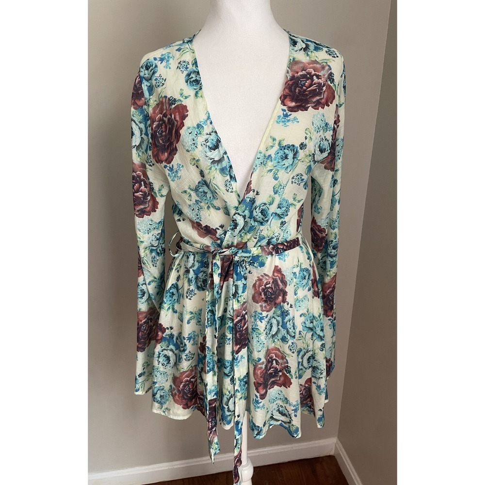 For Love & Lemons Skivvies Naughty Robe Floral OS Cover Up Light Airy Bell Sleev